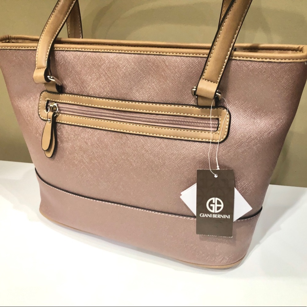 New Giani Bernini Saffiano Bag (Store Return) - Picture 8 of 12